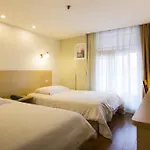 Motel Shanghai Hongqiao Beixinjing Metro Station Tianshan Road