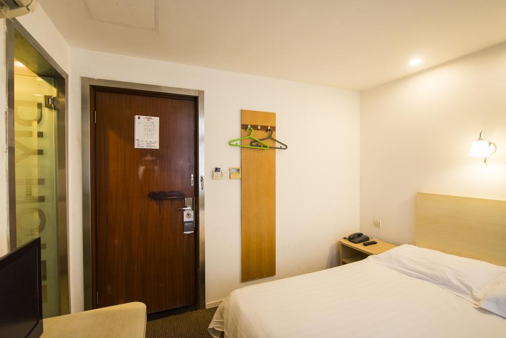 Motel Shanghai Hongqiao Beixinjing Metro Station Tianshan Road 2*