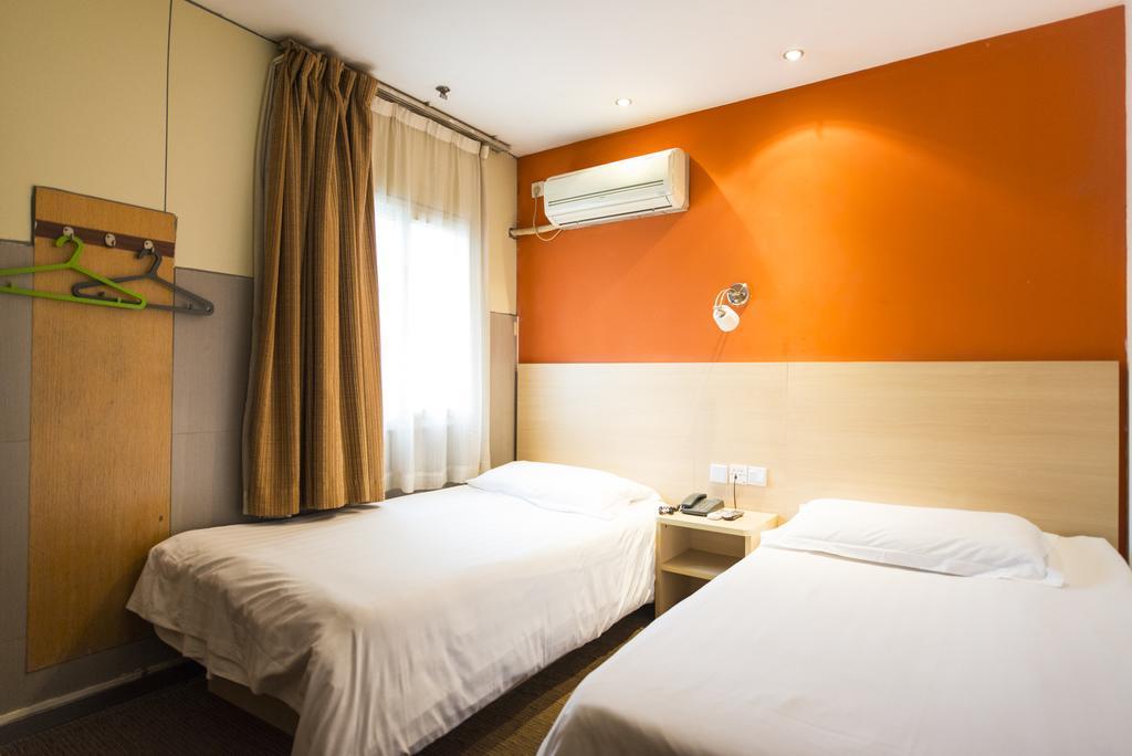 Motel Shanghai Hongqiao Beixinjing Metro Station Tianshan Road Shanghai